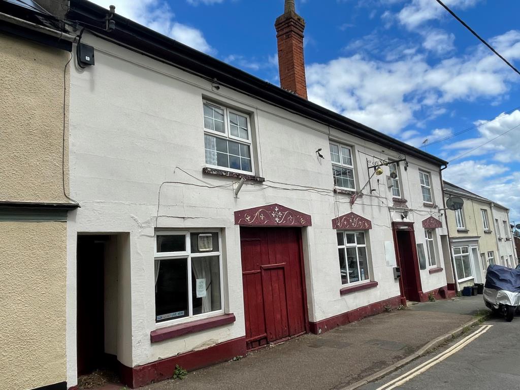 Lot: 163 - FORMER PUBLIC HOUSE WITH PLANNING APPROVAL - 